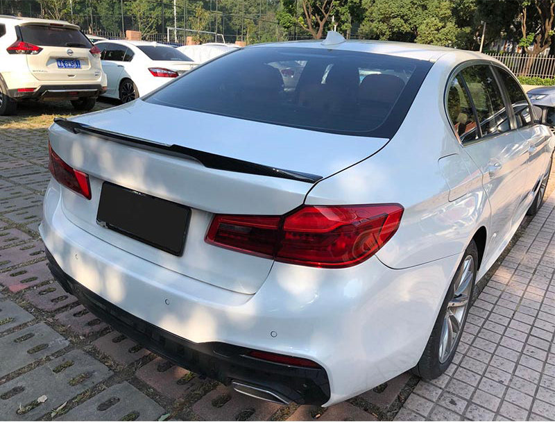 M4 Type Dry Carbon Trunk Spoiler Ducktail Rear Lip Tail Wing for BMW 5 Series G30 540i 530i F90 M5 2017+